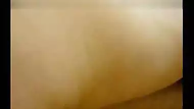 Drunk girl’s Hindi sexy bf with her BF in a hotel room