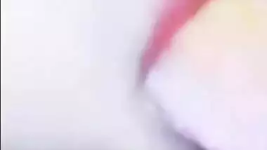 Desi Girl Showing Boobs