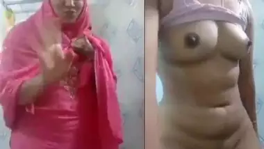 380px x 214px - Real Muslim Niqab Girl Sex dirty indian sex at Indiansextube.org