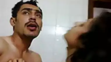 Muslim Aunty Getting Slap And Humiliated By Hindu Cock hot xxx movie