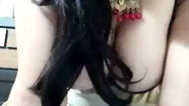 Desi Lover Kissing Hot Pussy