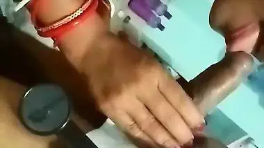 Doctor examining patient and fucking mouth and pussy