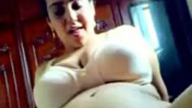 Videos Of Beautiful Lady With Big Boobs Having Hard Fuck In Missionary  Position dirty indian sex at Indiansextube.org