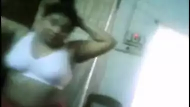 Big boobs desi Aunty Lund Massage in huge Doodh