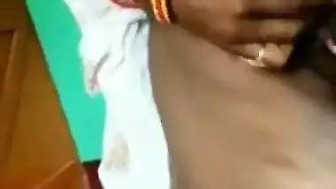 Mature village aunty shows her boobs and pussy on VC