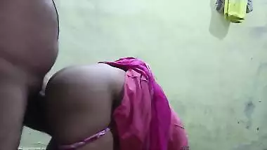 Apne Bhai Ki Wife Se Payar Ho Gaya Or Uske Baad Usko Apna Lund Sidhe Uske Chut Me Dal Diya