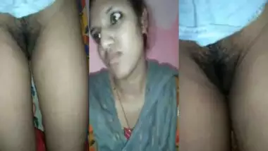 An Indian Teen Girl Removing Dress And Showing Beauty dirty indian sex at  Indiansextube.org