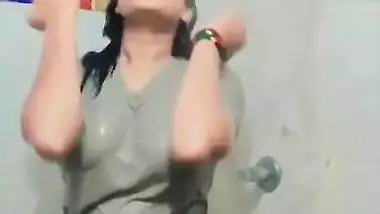 No Bra Bathing