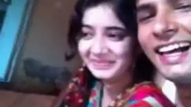 Muslim Girls Boobpress Clips - Gorgeous Muslim Punjabi Bhabhi Smooch N Kiss Boob Press hot xxx movie