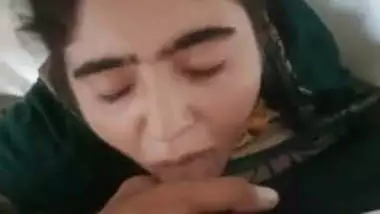 Beautiful Pakistani Girl Taking Cum In Mouth hot xxx movie