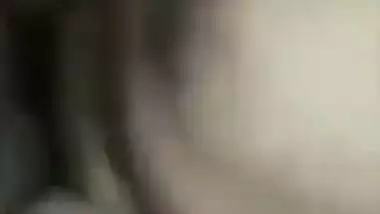 18 yr old girl records her Indian teen porn on her first sex
