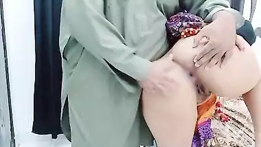Pakistani Housewife Fucked By Husband,s Friend...