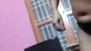 Desi hot bhabi nice boobs