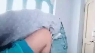 Marathi wife getting her boobs sucked by colleague