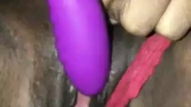 College slut gets her pussy creamy before her first tender date