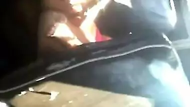 Desi couple fun in bus