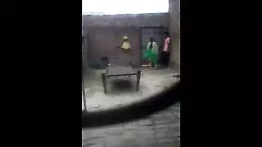 Desi village teen girl’s outdoor romance with cousin